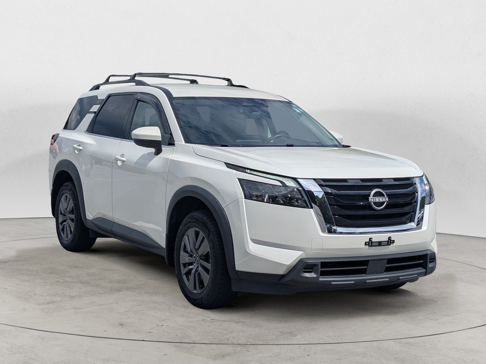 2023 Nissan Pathfinder SV