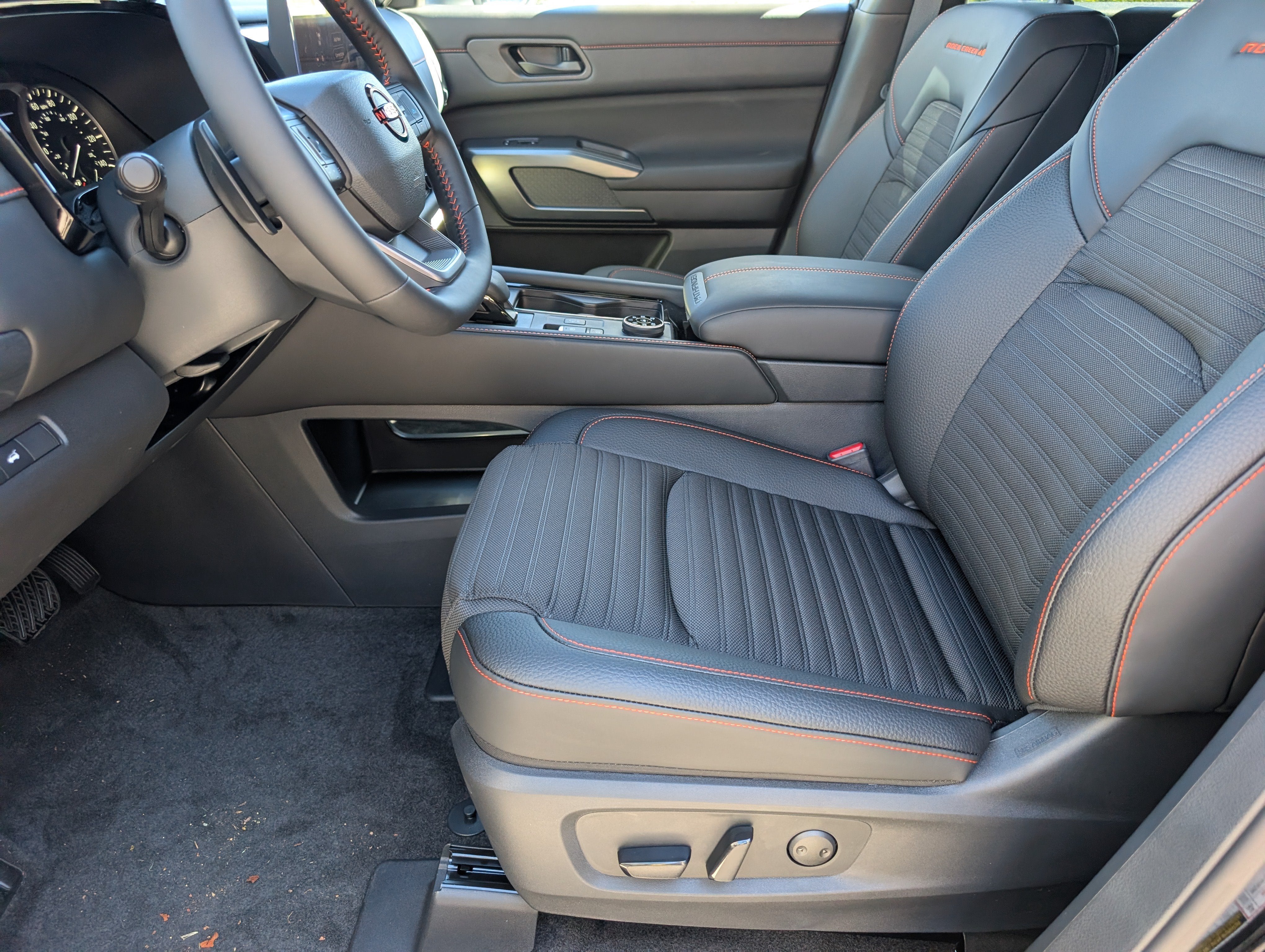 2026 Nissan Pathfinder Rock Creek®