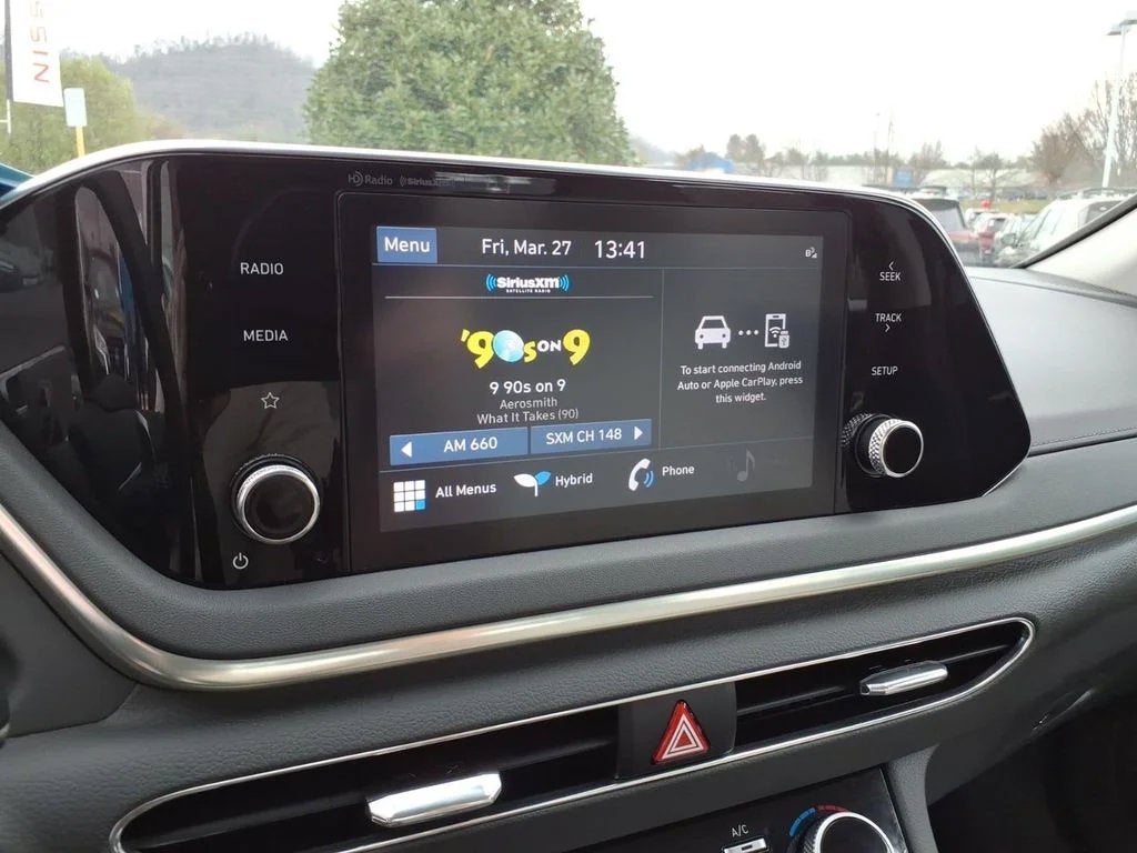2023 Hyundai Sonata Hybrid Blue