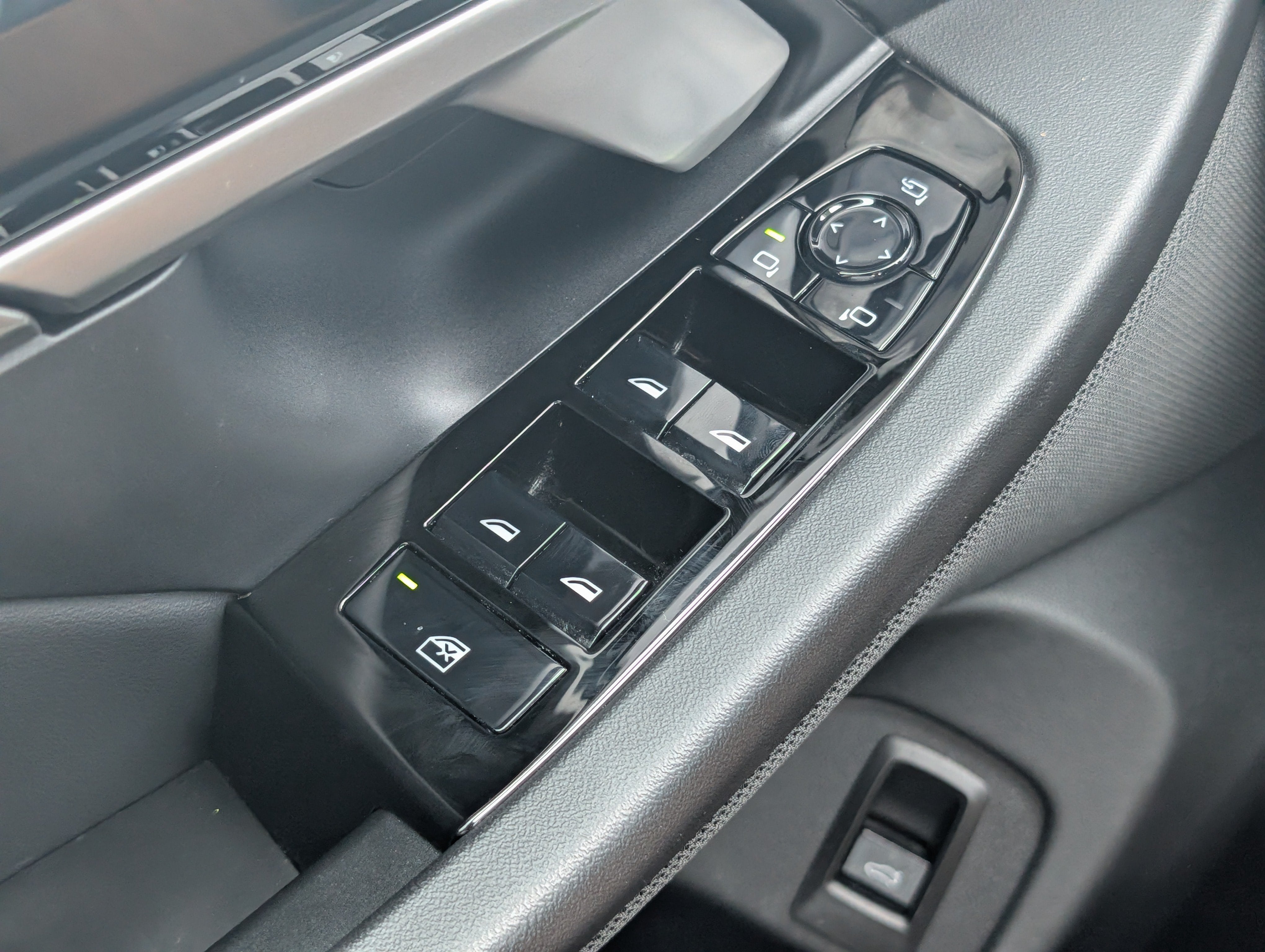 2026 BMW 5 Series 530i
