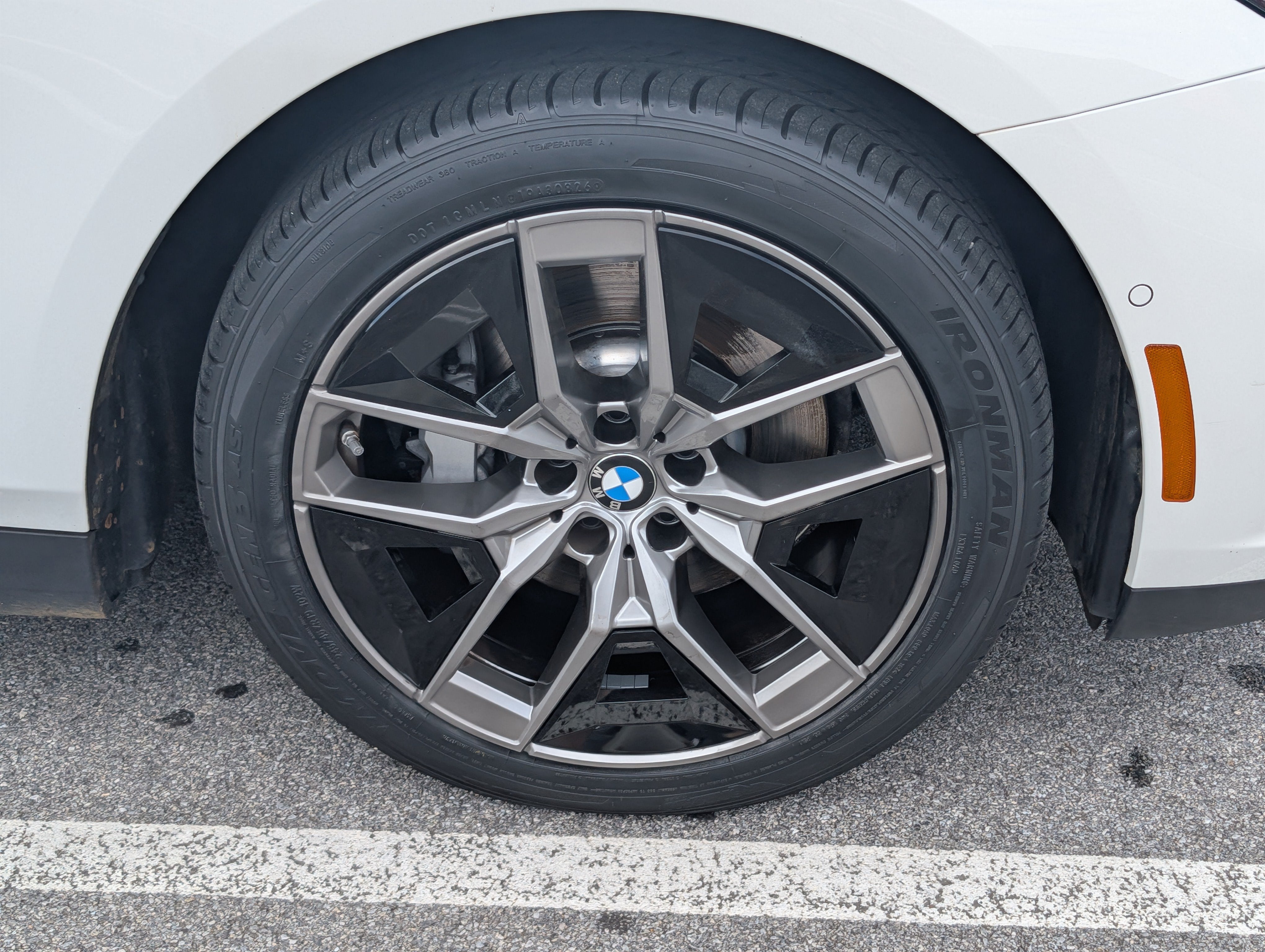 2026 BMW 5 Series 530i