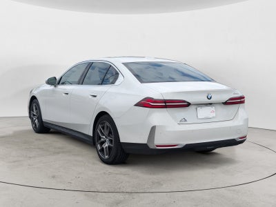 2026 BMW 5 Series 530i